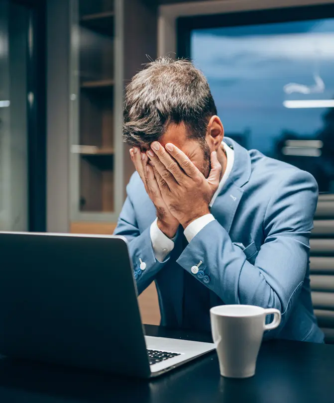 Distraught-employee-fearing-retaliation-in-the-workplace